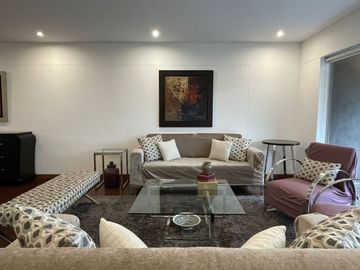 EXCLUSIVO DEPARTAMENTO CON 4 DORMITORIOS Y BALCÓN