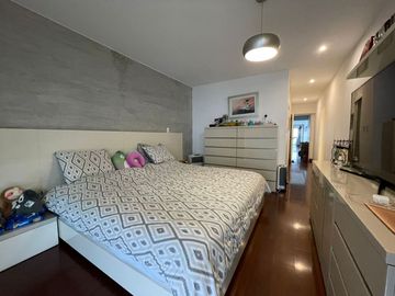 EXCLUSIVO DEPARTAMENTO CON 4 DORMITORIOS Y BALCÓN