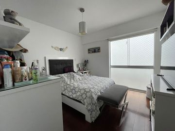 EXCLUSIVO DEPARTAMENTO CON 4 DORMITORIOS Y BALCÓN