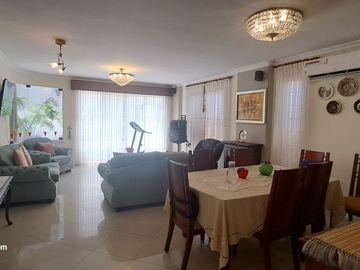 CASA EN VENTA EN URB. BOSQUES DEL SALADO FRENTE A CIUDAD COLÓN