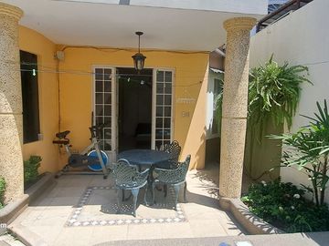 CASA EN VENTA EN URB. BOSQUES DEL SALADO FRENTE A CIUDAD COLÓN