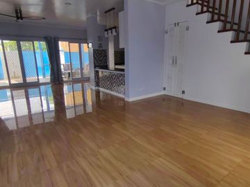 SINGLE DETACHED HOUSE WITH 4 BEDROOMS INSIDE SUBDIVISION IN MARIBAGO P16.5MN