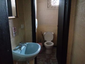 Casa rentera en venta en el Centro Histórico de Quito avenida 10 de agosto