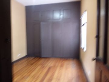 Casa rentera en venta en el Centro Histórico de Quito avenida 10 de agosto