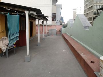 Casa rentera en venta en el Centro Histórico de Quito avenida 10 de agosto