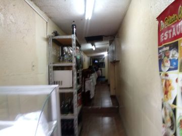 Casa rentera en venta en el Centro Histórico de Quito avenida 10 de agosto