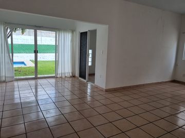 Casa en Lomas de Cocoyoc, Atlatlahucan, Morelos.