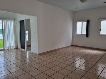 Casa en Lomas de Cocoyoc, Atlatlahucan, Morelos.