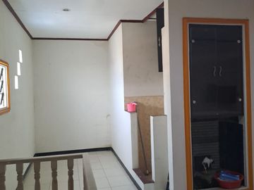 Rumah Siap Huni Area Pancoran Mas 500 Meter Tol Desari