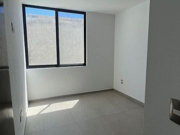 Casa en Venta, Viveros del Valle, Alcoba y Baño Completo en Planta Baja, 5 Min Real Center