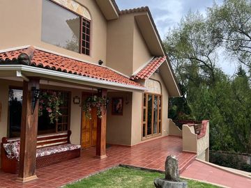 VENTA DE HERMOSA CASA EN CUENCA