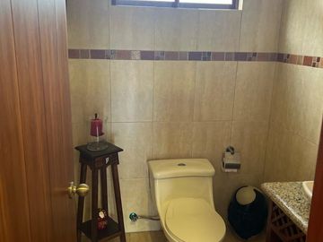 VENTA DE HERMOSA CASA EN CUENCA