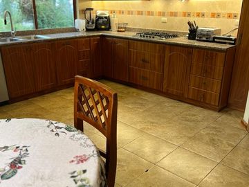 VENTA DE HERMOSA CASA EN CUENCA