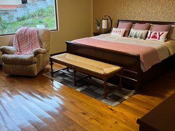 VENTA DE HERMOSA CASA EN CUENCA
