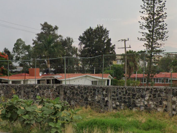 CASA EN CONJUNTO HABITACIONAL EL PARAJE JIUTEPEC, TEPOZTLAN, MORELOS. MEXICO JPT CLV/.
