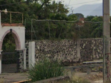 CASA EN CONJUNTO HABITACIONAL EL PARAJE JIUTEPEC, TEPOZTLAN, MORELOS. MEXICO JPT CLV/.