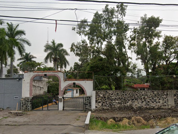 CASA EN CONJUNTO HABITACIONAL EL PARAJE JIUTEPEC, TEPOZTLAN, MORELOS. MEXICO JPT CLV/.