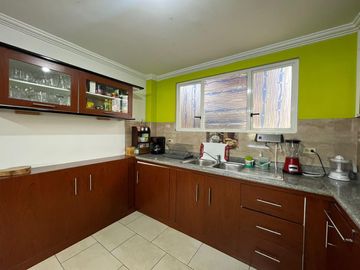 Casa rentera en venta en Loja