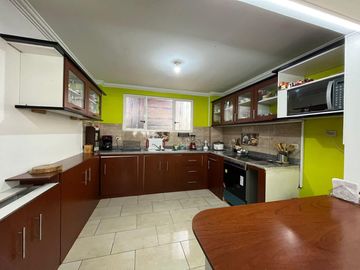 Casa rentera en venta en Loja