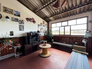 Casa rentera en venta en Loja