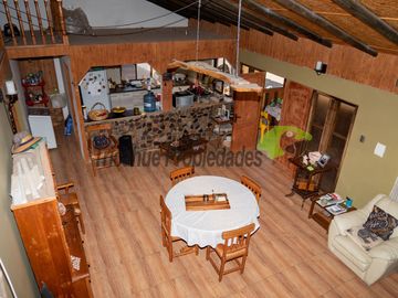 Parcela con casa, piscina y dos cabañas. Potencial turístico. Varillar, Valle del Elqui. $280 millones