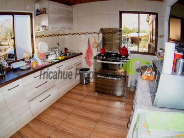 Parcela con casa, piscina y dos cabañas. Potencial turístico. Varillar, Valle del Elqui. $280 millones