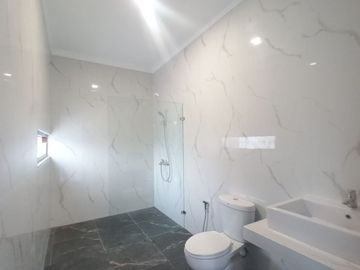 HOT SALE Rumah Modern di Discovery Bintaro Jaya 9927-SC 0811111----