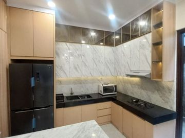 HOT SALE Rumah Modern di Discovery Bintaro Jaya 9927-SC 0811111----