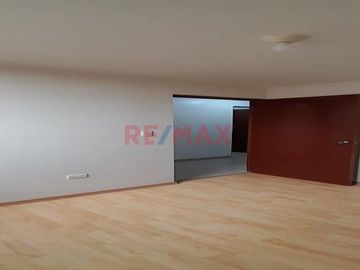 Oportunidad!! Departamento En Venta Frente A Parque En Urb, San Antonio De Carabayllo.