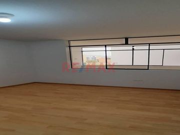 Oportunidad!! Departamento En Venta Frente A Parque En Urb, San Antonio De Carabayllo.