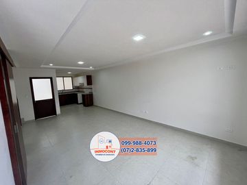 Casas VIP en Venta por Estrenar, Río Amarillo, Cuenca, C860