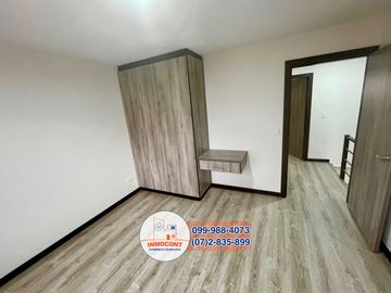 Casas VIP en Venta por Estrenar, Río Amarillo, Cuenca, C860