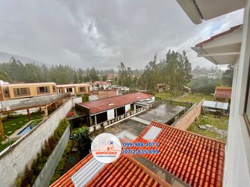 Casas VIP en Venta por Estrenar, Río Amarillo, Cuenca, C860