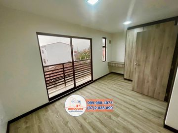 Casas VIP en Venta por Estrenar, Río Amarillo, Cuenca, C860