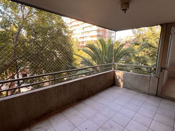 VENTA Departamento de 135 m2 en limite de Ñuñoa con Providencia