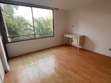 VENTA Departamento de 135 m2 en limite de Ñuñoa con Providencia