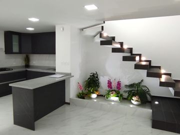 Casa de Venta en Mirasierra, Valle de los chillos