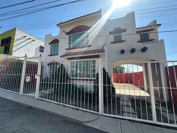 Casa familiar en venta, Colonia el Venado