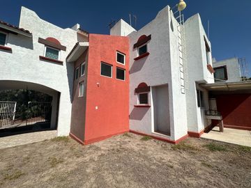 Casa familiar en venta, Colonia el Venado