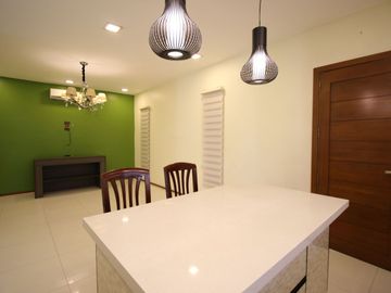 For Sale Elegant House and Lot in Antipolo with 5 Bedroom and 5 Toilet & Bath PH2316
