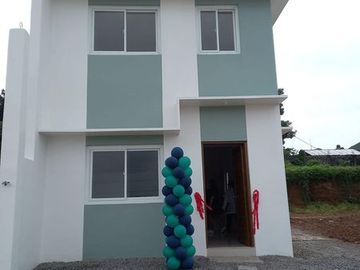 Murang Single attached in NORTH GROVE Santa Maria Bulacan - Bungalow and 2-storey Single attached - for only P10k reservation