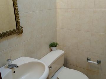 SURCO VENDO DEPARTAMENTO FLAT 1ER PISO 3+1 DORM FRENTE Y VISTA A PARQUE