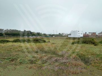 DESEAS UN TERRENO DE CAMPO Y PLAYA!! TODO EN UNO. SE VENDE TERRENO DE 861.33 AL SUR DE LIMA