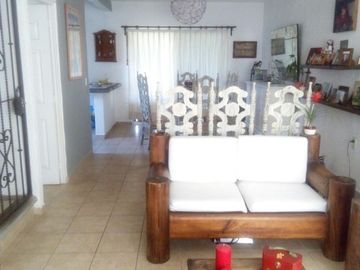 Casa en venta con alberca en Alejandria