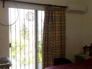 Casa en venta con alberca en Alejandria