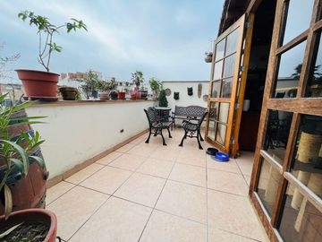 REMATE IMPERDIBLE‼️ HERMOSO DPTO. DUPLEX CON TERRAZA Y VISTA EXTERNA 🌱💚, 4 DORMITORIOS.