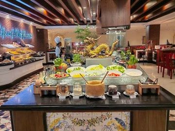 4 Star Hotel for Sale along Roxas Boulevard, Pasay City