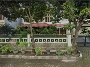 Rumah Murah di Ketintang 370 m2 Hanya 3,7 M Semi Furnish Siap Huni