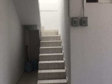 Inmueble Estratégico: Residencial y Comercial en Venta