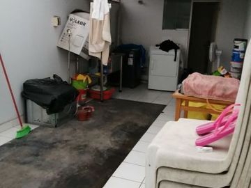 Luminoso duplex de 3 dormitorios a la venta en Surco